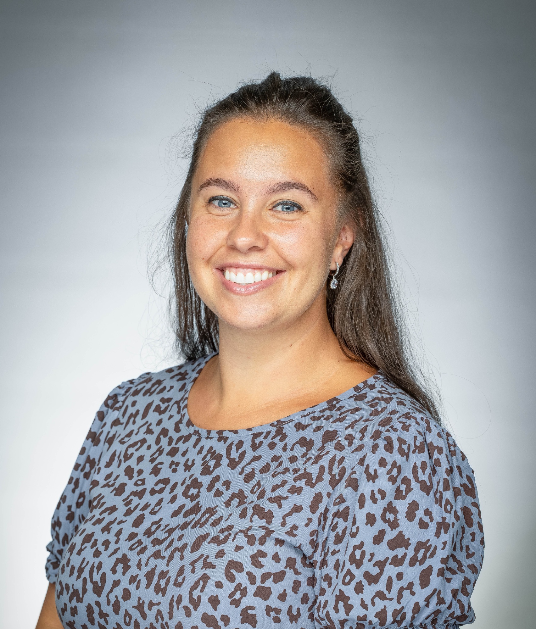 Photo of Mrs Claudia Aguiar-Hemon